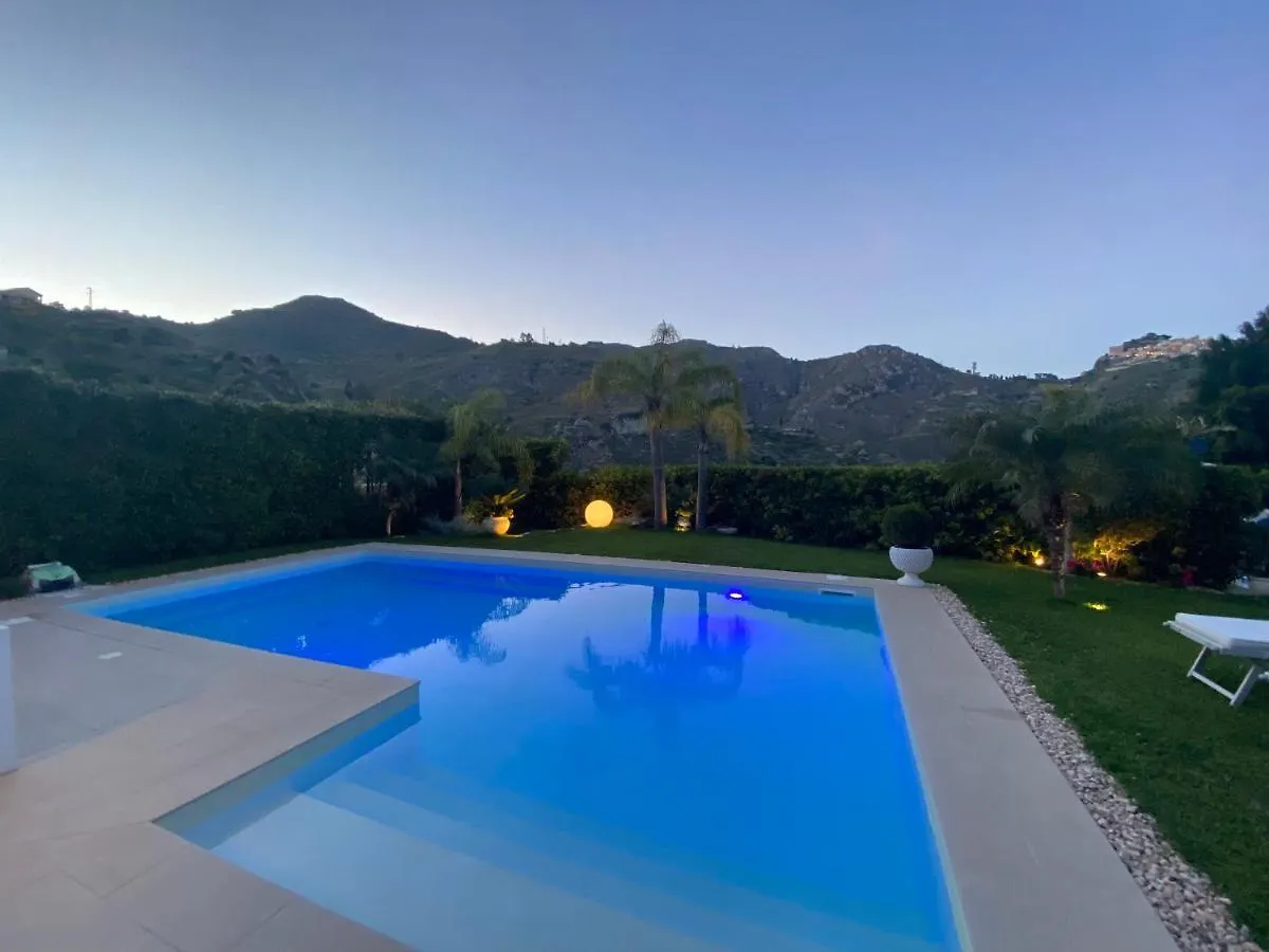 Villa Mastrissa Taormina 0*,  Italy